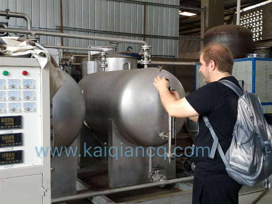 454647213243587526.jpg _客戶針對分子蒸餾設備做出指導性建議