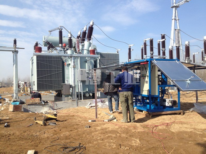 變壓器油濾油機客戶現(xiàn)場.JPG 變壓器油濾油機客戶現(xiàn)場.JPG