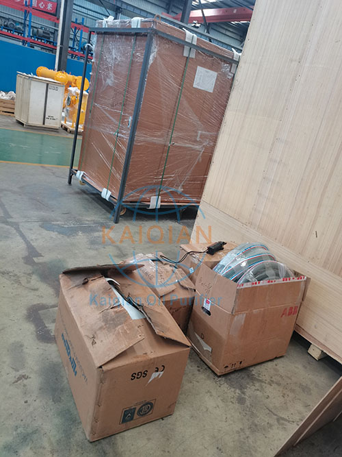 真空濾油機(jī)現(xiàn)場 真空濾油機(jī)現(xiàn)場